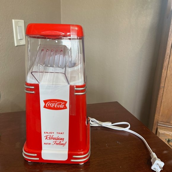 Coca - Picture 2 of 14